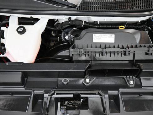 Used 2022 Chevrolet Express 2500 w/ Driver Convenience Package image 15