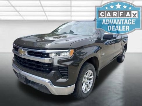 Used 2023 Chevrolet Silverado 1500 LT w/ Protection Package image 5