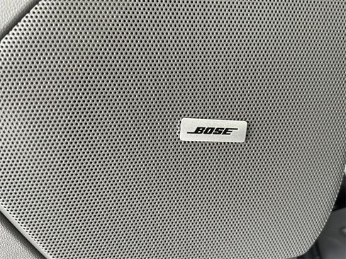 New 2025 Cadillac XT6 Premium Luxury image 12