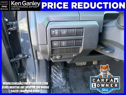 Used 2024 Toyota Tacoma SR AWD/4WD image 12