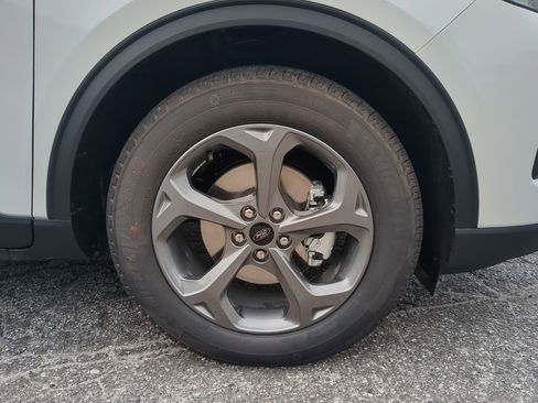 New 2026 Ford Escape ST-Line w/ Tech Pack #1 image 9