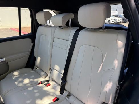 New 2026 Mercedes-Benz GLB 250 image 13