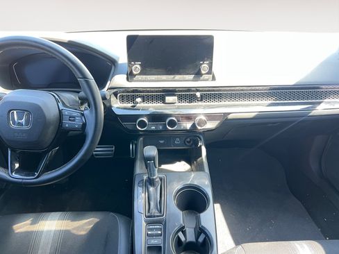 Used 2024 Honda Civic Sport image 11