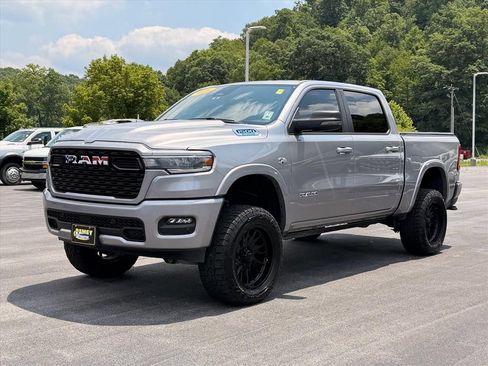 Used 2026 RAM 1500 Big Horn AWD/4WD image 9