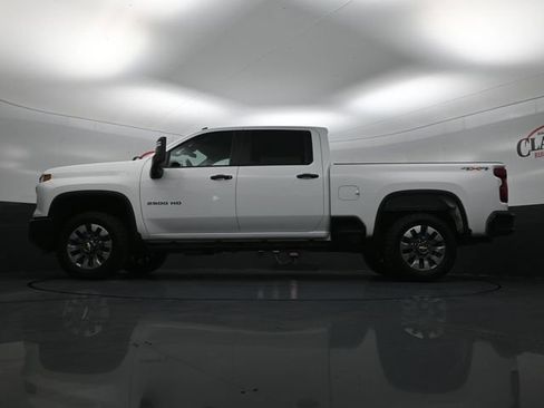 Used 2025 Chevrolet Silverado 2500 Custom w/ Custom Convenience Package image 24