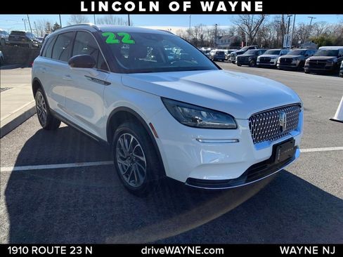 Certified 2022 Lincoln Corsair AWD w/ Equipment Group 101A image 10