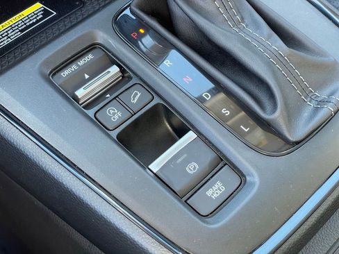 Used 2024 Honda CR-V EX-L image 25