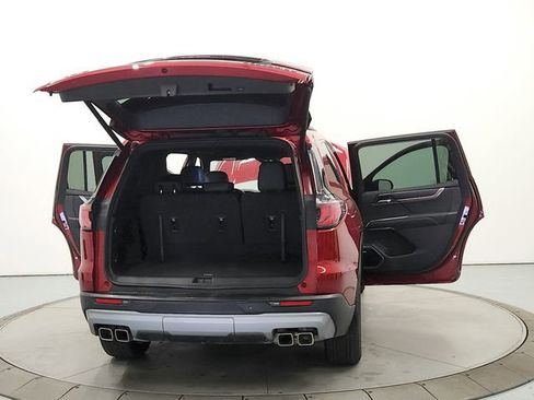 Used 2024 GMC Acadia Elevation w/ Luxury Package image 14