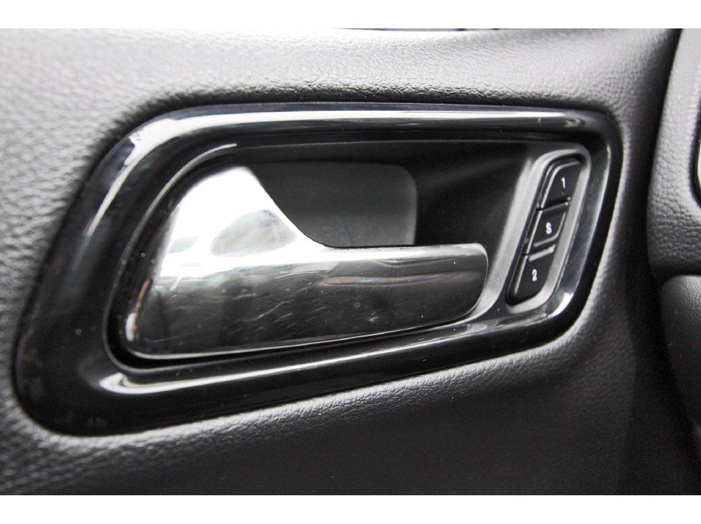 Used 2024 Dodge Durango GT RWD image 21