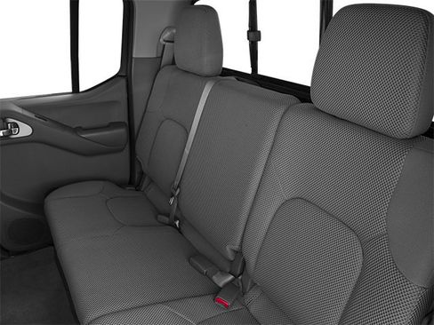 Used 2014 Nissan Frontier Desert Runner RWD image 16