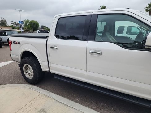 Used 2018 Ford F150 Lariat AWD/4WD image 5