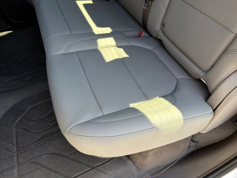 Used 2019 Chevrolet Silverado 1500 LTZ w/ LTZ Plus Package AWD/4WD image 28