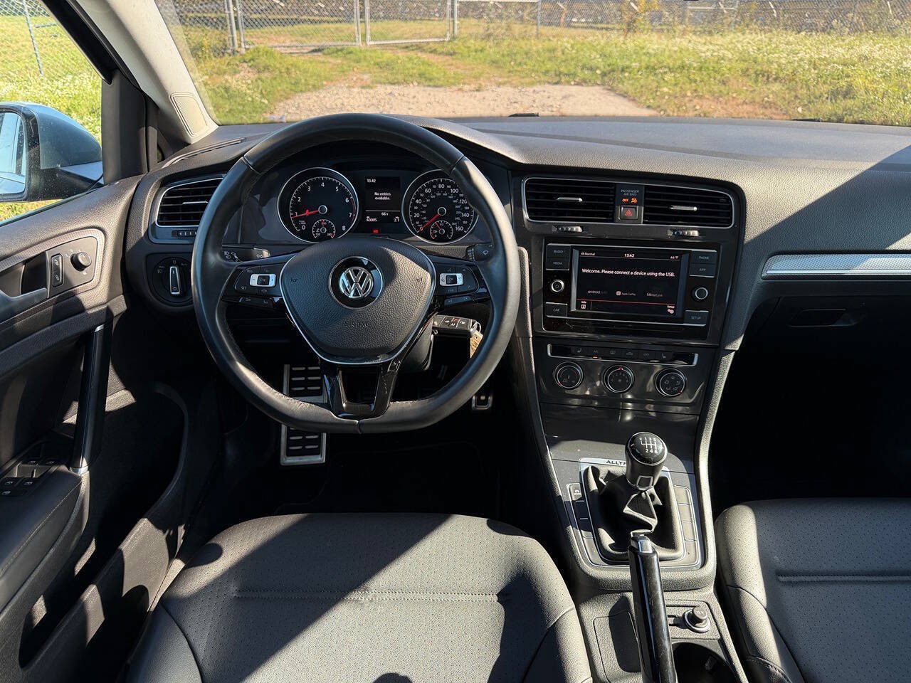 Used 2019 Volkswagen Golf Alltrack S AWD/4WD image 18