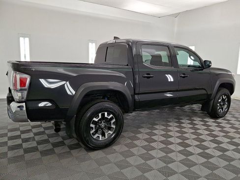 Certified 2021 Toyota Tacoma TRD Off-Road image 25