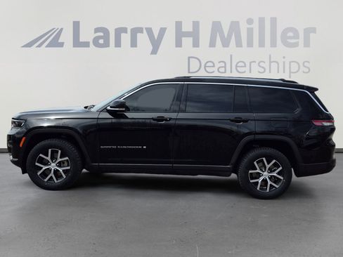 Used 2023 Jeep Grand Cherokee L Limited image 2