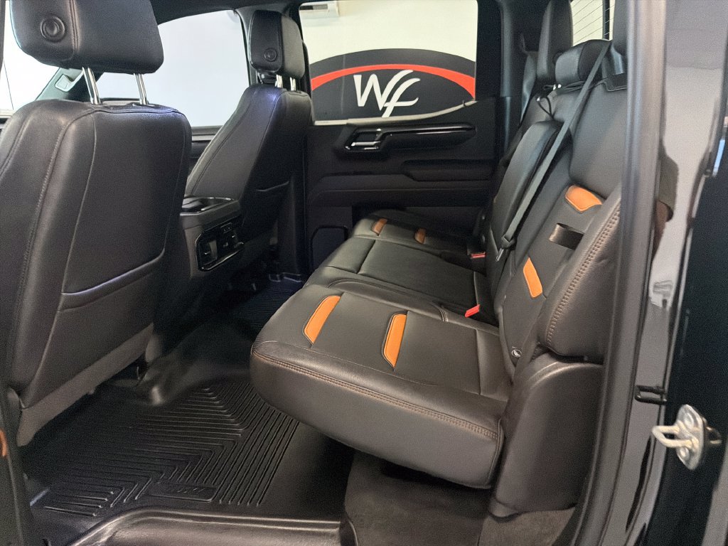 Used 2025 GMC Sierra 1500 AT4 w/ AT4 Premium Package AWD/4WD image 13