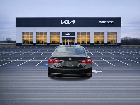 Used 2024 Chevrolet Malibu LT FWD image 7