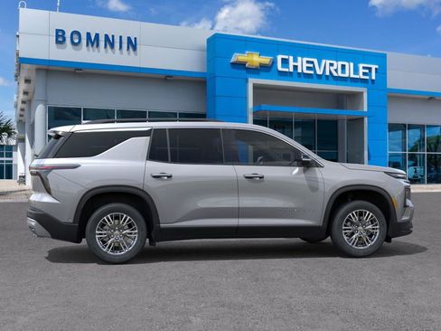 New 2026 Chevrolet Traverse LT image 6