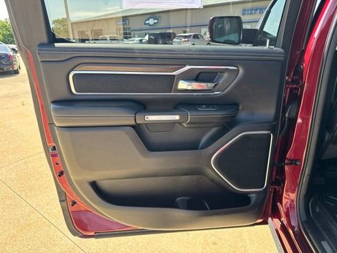 Used 2021 RAM 1500 Laramie AWD/4WD image 21