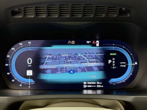 Certified 2024 Volvo XC90 T8 Plus w/ Protection Package Premier image 16