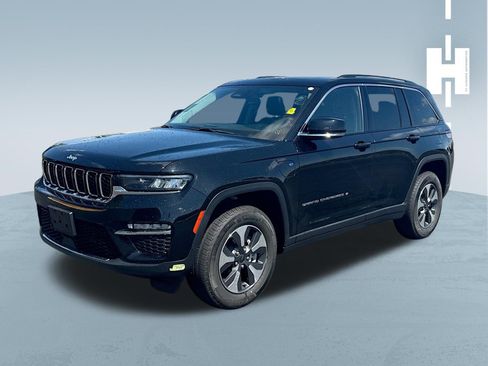 Used 2022 Jeep Grand Cherokee Limited 4xe AWD/4WD image 3