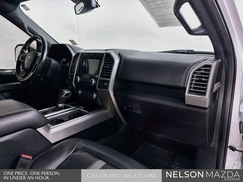 Used 2018 Ford F150 Platinum w/ Equipment Group 701A Luxury AWD/4WD image 31