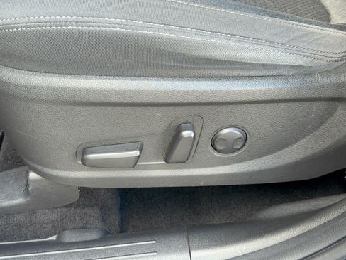 Used 2023 Hyundai Santa Fe SEL FWD image 16