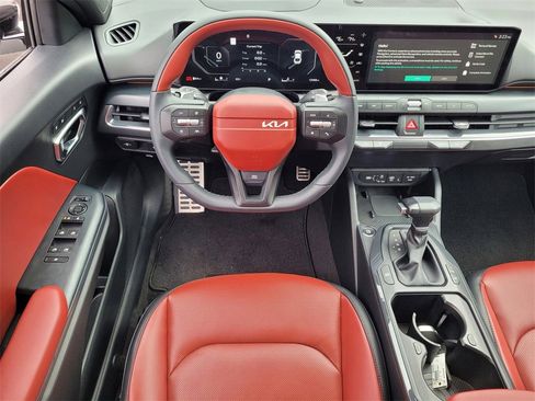 Used 2025 Kia K4 GT-Line Turbo image 10