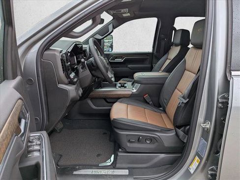 New 2026 Chevrolet Silverado 2500 High Country w/ High Country Premium Package AWD/4WD image 15
