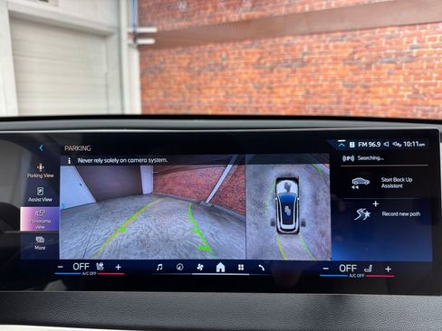 Used 2026 BMW iX xDrive45 image 22