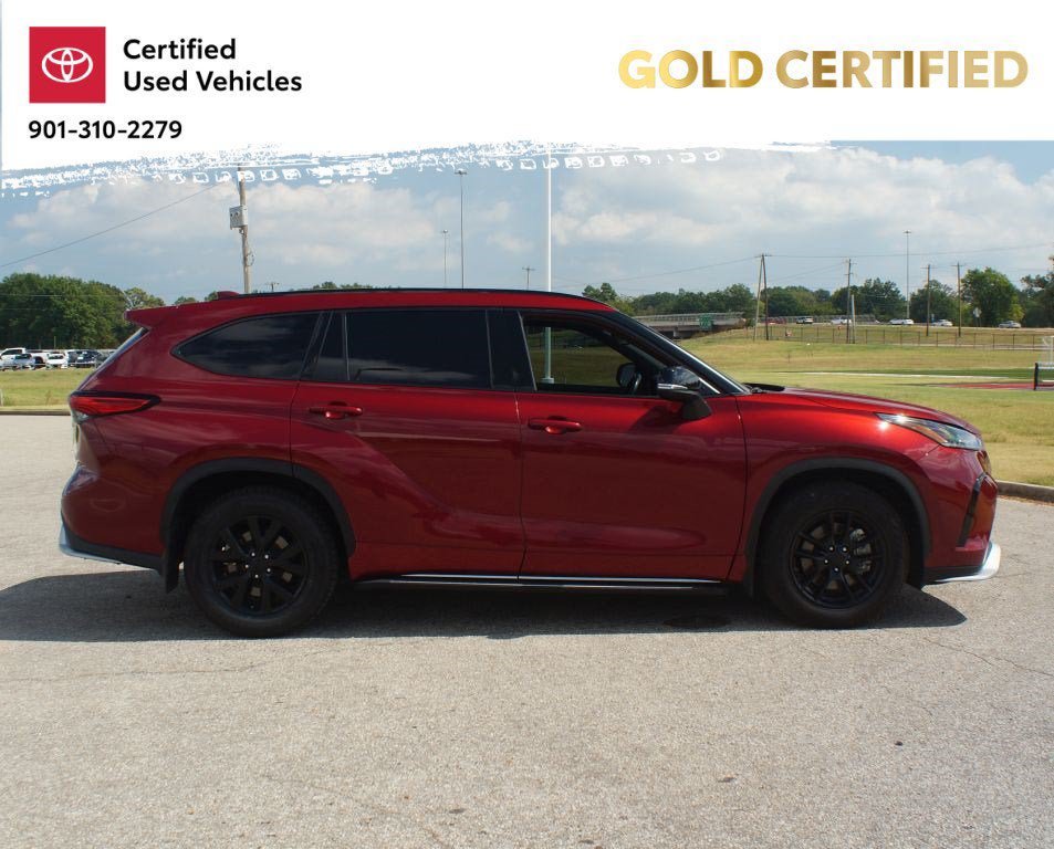 Used 2023 Toyota Highlander XSE FWD image 22