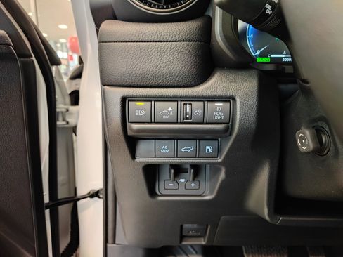 Used 2026 Toyota Land Cruiser w/ Premium Package AWD/4WD image 23