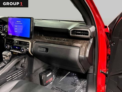 Certified 2025 Toyota Tacoma Limited AWD/4WD image 19