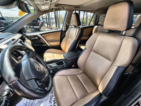 Used 2016 Toyota RAV4 Limited w/ Advanced Technology Package image 19