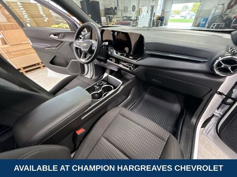 Certified 2026 Chevrolet Equinox LT w/ Safety and Technology Package FWD image 37
