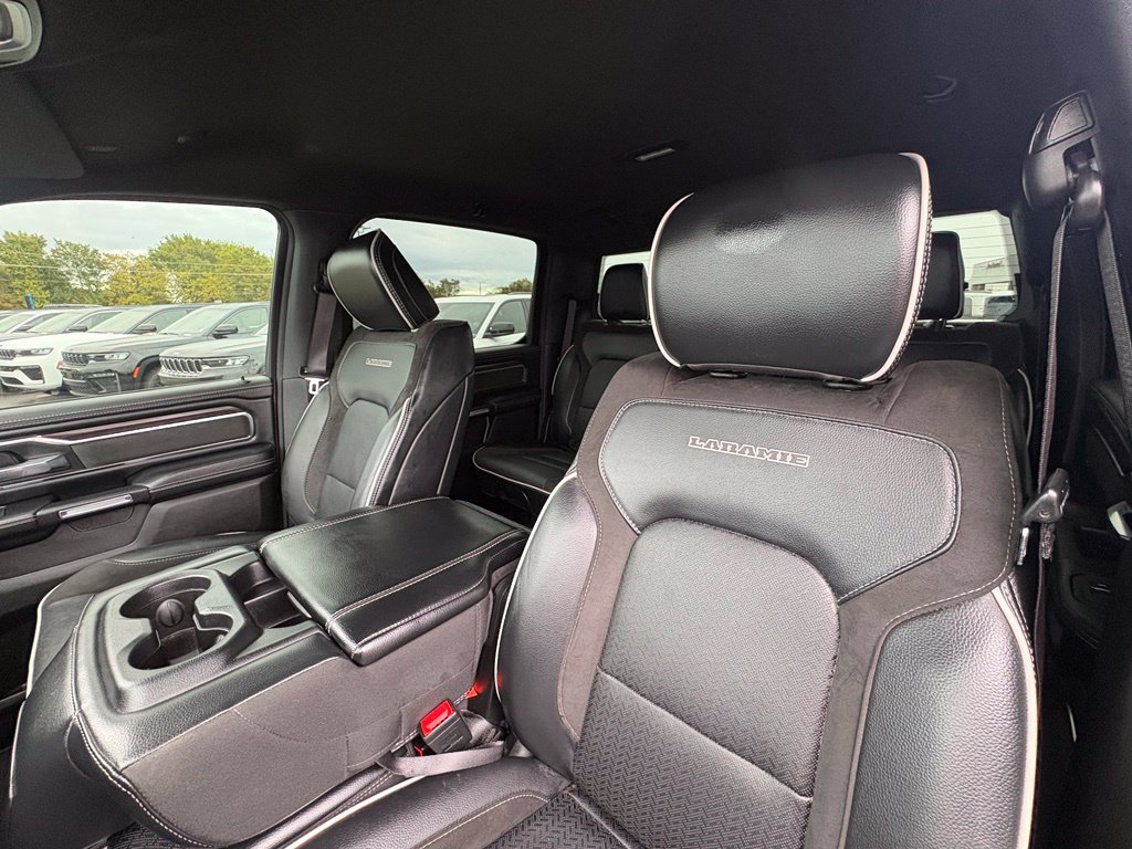 Used 2025 RAM 1500 Laramie AWD/4WD image 13