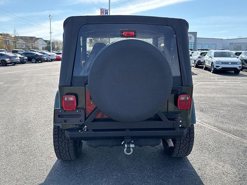 Used 1998 Jeep Wrangler Sahara image 6