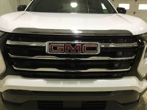 New 2026 GMC Terrain Elevation w/ Elevation Premium Package FWD image 19