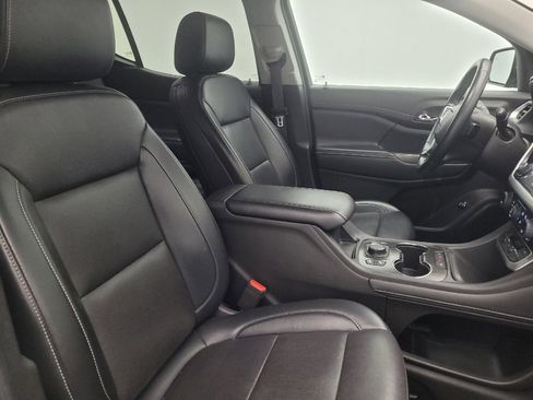 Used 2023 GMC Acadia SLT image 21