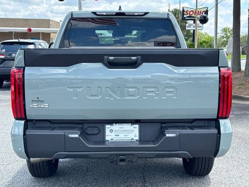 Used 2024 Toyota Tundra SR5 w/ SR5 Convenience Package AWD/4WD image 4