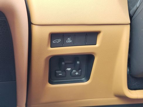 New 2026 Lexus LX 700h Luxury AWD/4WD image 17