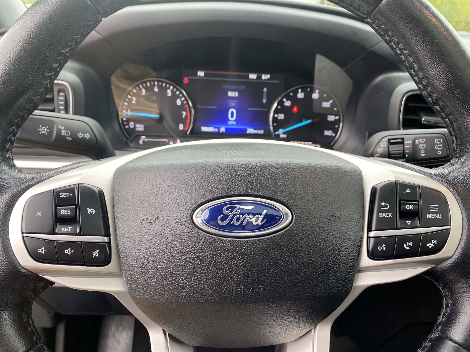 Used 2021 Ford Explorer XLT w/ Equipment Group 202A AWD/4WD image 18