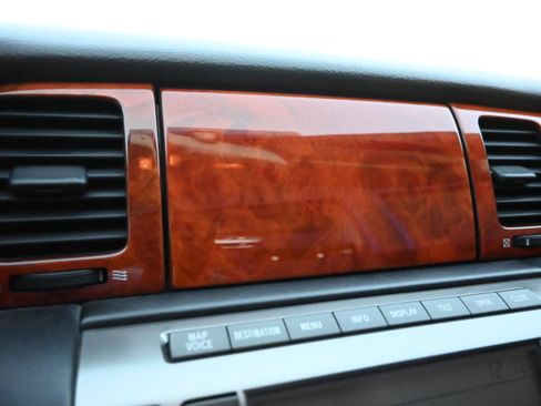 Used 2005 Lexus SC 430 Convertible image 49