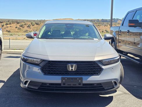 Used 2026 Honda Accord Touring image 2