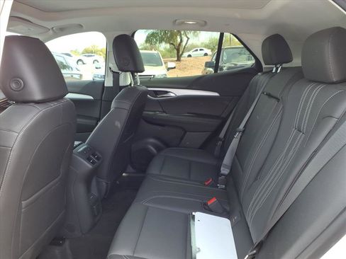 Certified 2025 Buick Envision Avenir image 15