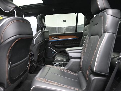 Used 2021 Jeep Grand Cherokee L Summit AWD/4WD image 14