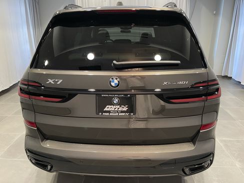 Used 2026 BMW X7 xDrive40i w/ M Sport Package AWD/4WD image 5