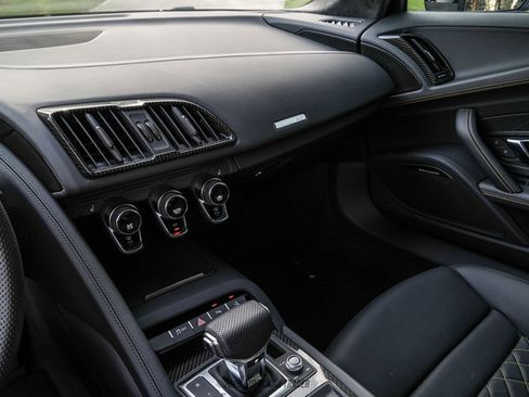 Used 2023 Audi R8 V10 performance RWD image 25