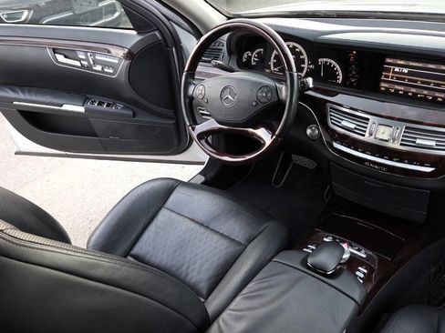 Used 2013 Mercedes-Benz S 550 4MATIC image 48