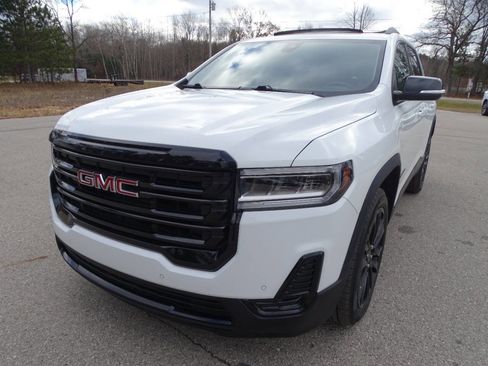 Used 2022 GMC Acadia Elevation image 7